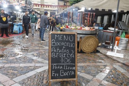 Inauguración del mercado medieval.