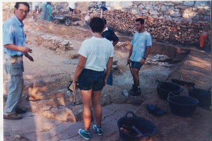 La historia que esconden los restos humanos hallados en la domus de Pedreiras