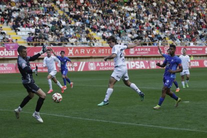 Un momento del partido.