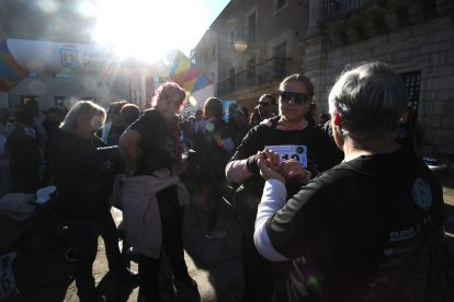 La marcha impulsada por AFA Bierzo partió de la plaza del Ayuntamiento de Ponferrada.