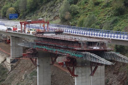 obras viaducto de O Castro foto Luis de la Mata