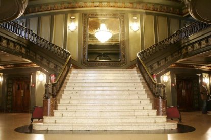 Interior del teatro Emperador.