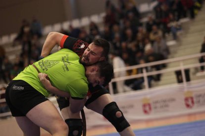 Corro Campeón de Campeones de lucha leonesa