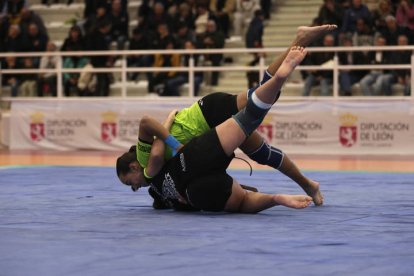 Corro Campeón de Campeones de lucha leonesa