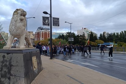 Afición de la Ponferradina.