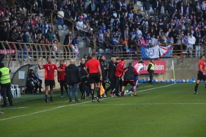 El derbi en imágenes.