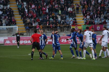 El derbi en imágenes.