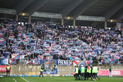 El derbi en imágenes.