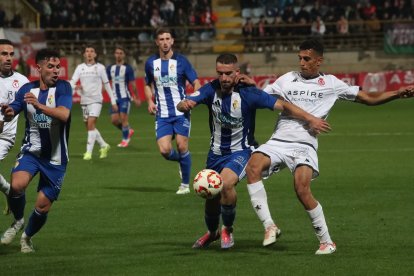 El derbi en imágenes.