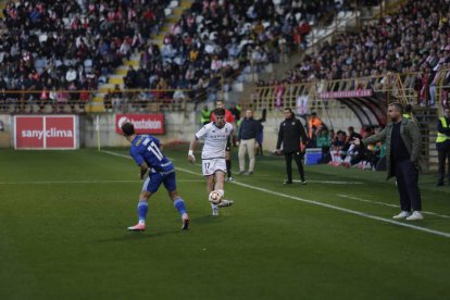 Imágenes del derbi Cultural Leonesa - Ponferradina.