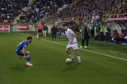 Imágenes del derbi Cultural Leonesa - Ponferradina.