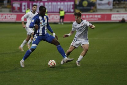 Imágenes del derbi Cultural Leonesa - Ponferradina.