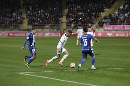 Imágenes del derbi Cultural Leonesa - Ponferradina.