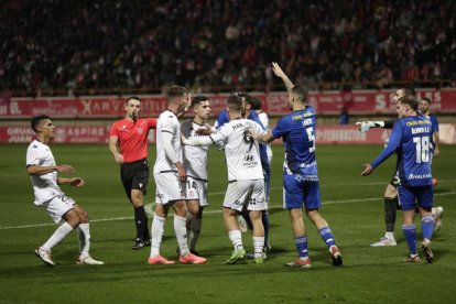 Imágenes del derbi Cultural Leonesa - Ponferradina.