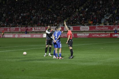 Imágenes del derbi Cultural Leonesa - Ponferradina.