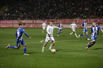 Imágenes del derbi Cultural Leonesa - Ponferradina.