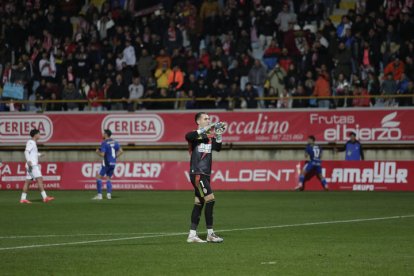 Imágenes del derbi Cultural Leonesa - Ponferradina.