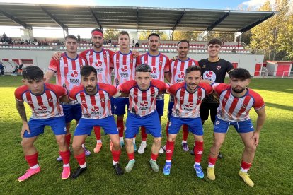 Once inicial del Atlético Bembibre que se enfrentó al Mirandés B.