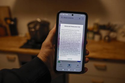 Emergencias de la Generalitat Valenciana ha activado el sistema de aviso a la población Es-Alert, a través de los teléfonos móviles, para informar de manera preventiva a los habitantes de toda la provincia de Valencia.