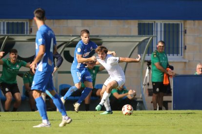 El equipo leonés refuerza la cabeza en Urritxe