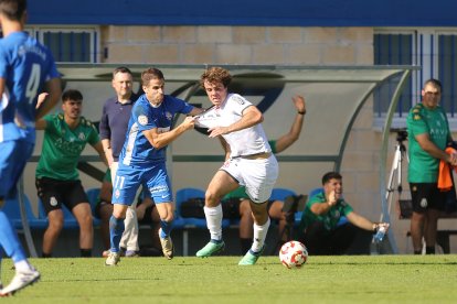 El equipo leonés refuerza la cabeza en Urritxe