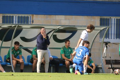 El equipo leonés refuerza la cabeza en Urritxe