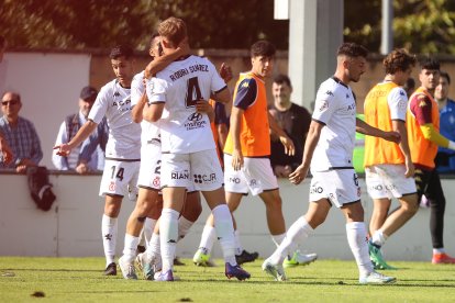 El equipo leonés refuerza la cabeza en Urritxe