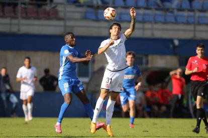 El equipo leonés refuerza la cabeza en Urritxe