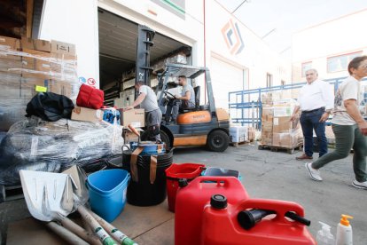 Voluntarios de La Sobarriba que parten hoy a las 5.00 de la madrugada a Catarroja.