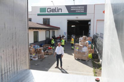 Voluntarios de La Sobarriba que parten hoy a las 5.00 de la madrugada a Catarroja.