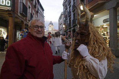 Desfile de mascaradas en La Bañeza.