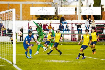 Jesu marcó en la primera parte pero su gol fue anulado. El del 90 subió al marcador.