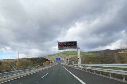 Corte de tráfico por un derrumbe en el km 78.