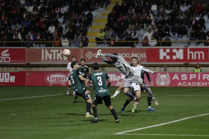 El Sestao River vence a La Cultural en el Reino.