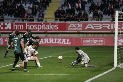 El Sestao River vence a La Cultural en el Reino.