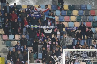 La Ponferradina vence al Barakaldo y se sitúa a un punto del play off.