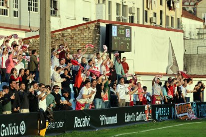 La hinchada culturalista vibró con su equipo en las instalaciones de Barreiro.