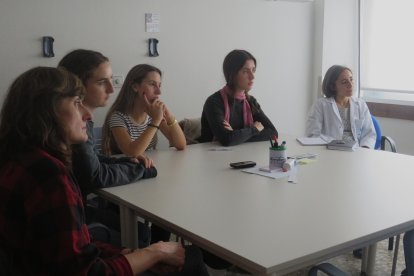 Sus compañeras Elena González Caballo, Jimena Martínez González y Yara Rubial García, también en el marco del programa Talentia Alive, apostarán por la metodología ‘Design Thinking’ (empatizar, definir, idear, prototipar y validar)