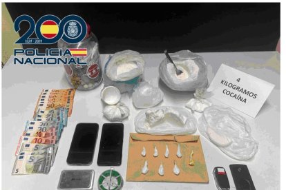 Material incautado en la operación.