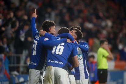 Un gol de Álex Costa dio la victoria a la SD Ponferradina ante el CD Lugo en el Anxo Carro.