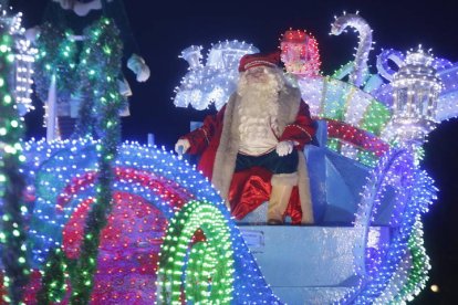 La carroza de Papa Noel la pasada Cabalgaza.