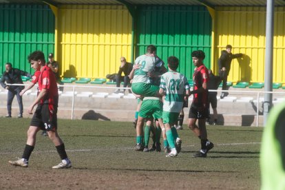 La Virgen goleó al CD Laguna en su campo de Los Dominicos.