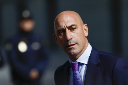 MADRID, 17/05/2024.- El expresidente de la Federación Española de Fútbol Luis Rubiales en una imagen de archivo compareciendo en la Audiencia Nacional por el juicio por el beso no consentido a la jugadora Jenni Hermoso . EFE/ Rodrigo Jimenez