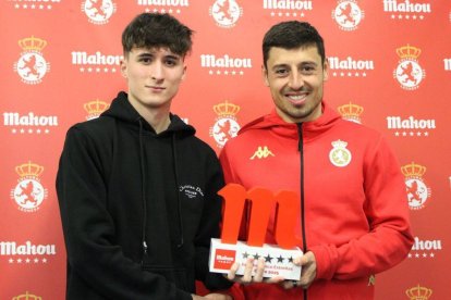 Kevin Presa, derecha, Jugador 5 Estrellas Mahou.