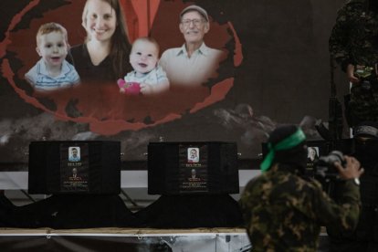 Imagen de los sarcófagos de los dos bebés de la familia Bibbas.