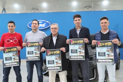 Momento de la presentación de la carrera de los 10 Kilómetros de La Virgen del Camino.
