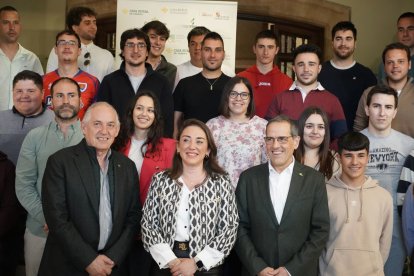 La consejera clausuró ayer la X Jornada de Jóvenes Cooperativistas organizada por Urcacyl en Tordesillas.