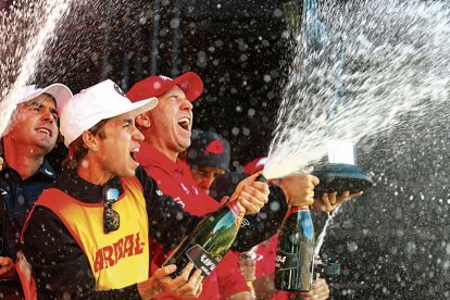 Álvaro Alonso Prada junto a Sergio García celebrando el triunfo en Adelaida.