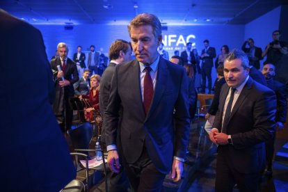 Feijóo, en el foro de los fabricantes de vehículos el jueves en Madrid.