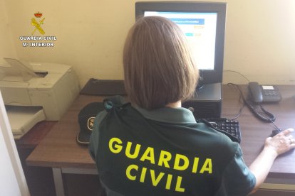 GUARDIA CIVIL - Archivo